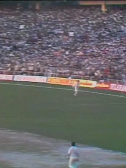 Australia win their first ICC Cricket World Cup after Gatting goes cheaply