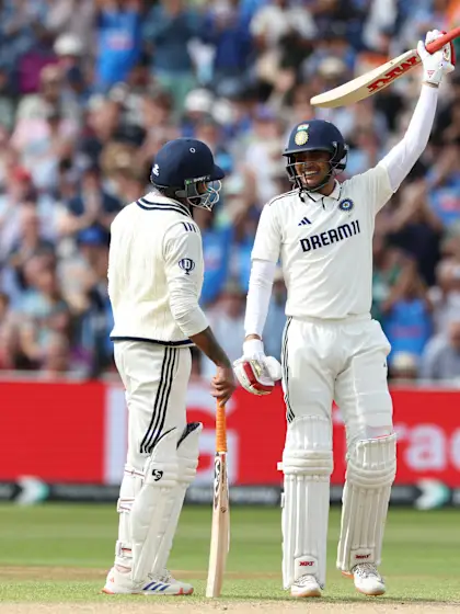 Gill’s marathon knock leaves England a mountain to climb