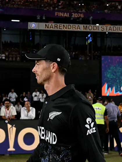 New Zealand receive their runners-up medal | Final | T20WC 2026