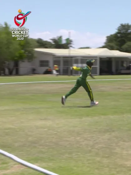 ICC U19 CWC: WI v NGR – Sharp catch at boundary sends back Young