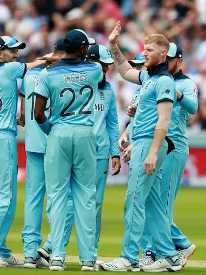 Stumbling England face daunting India challenge