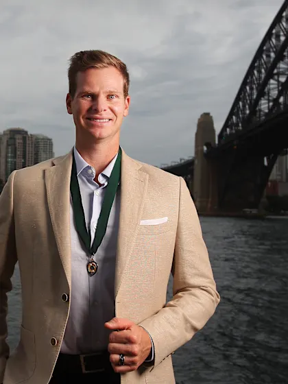 Smith and Mooney crowned Australia's players of the year