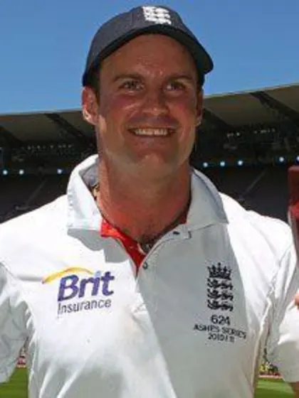 England retains Ashes urn for the first time in 24 years