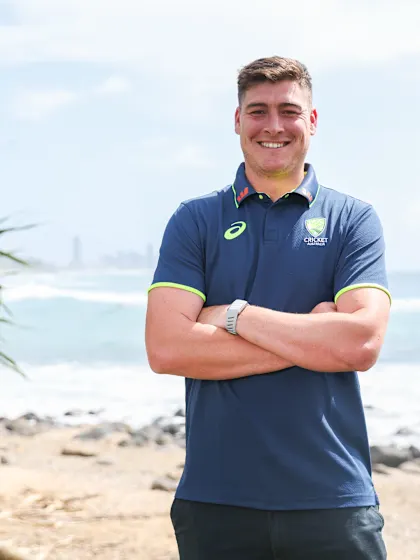 Renshaw vies for a place in Australia Test squad