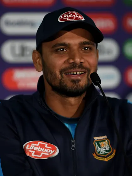 Bangladesh to continue to test England's openers with spin