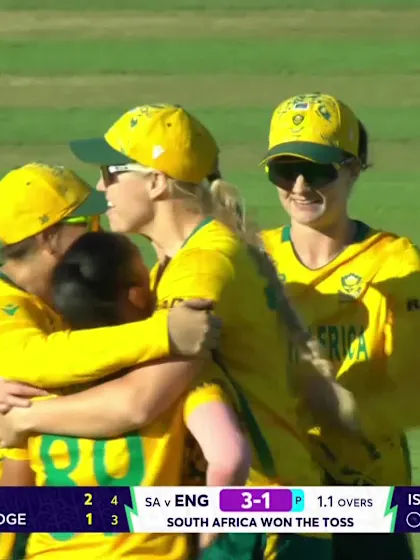 Amy Jones - Wicket - England vs South Africa