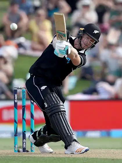 Neesham out of Sri Lanka T20I with hamstring strain