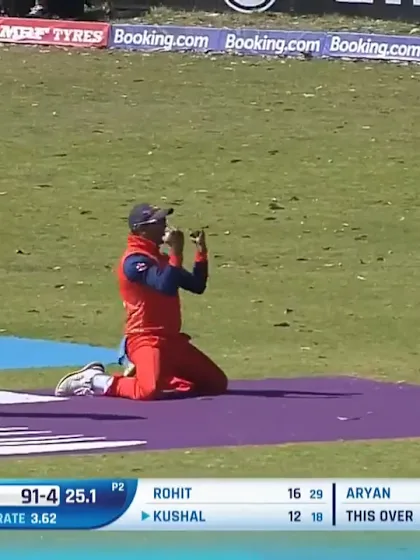 A clean catch under pressure from Teja Nidamanuru | CWC23 Qualifier