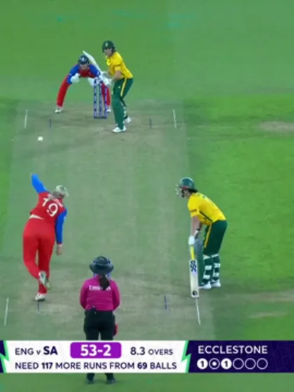Linsey Smith gives it her all in the field | Women's T20WC 2026