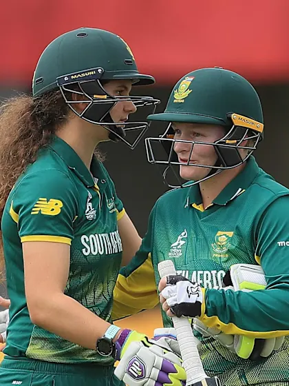 Bowlers, Lee-Wolvaardt help South Africa pull one back