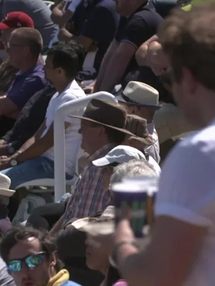 CWC_2019_MATCH35_SLvSA_SL_CROWD_COLOUR