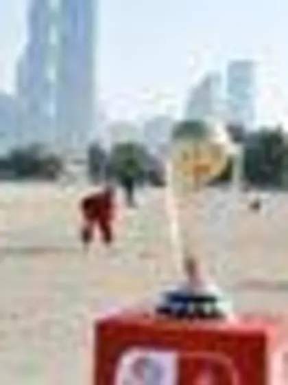 Emirates shares ICC CWC 2011 trophy with Dubai's street players