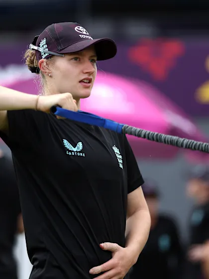 Nasser Hussain at the England nets | CWC25