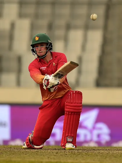 Moor helps Zimbabwe to four-run win on DLS method to go 2-0 up