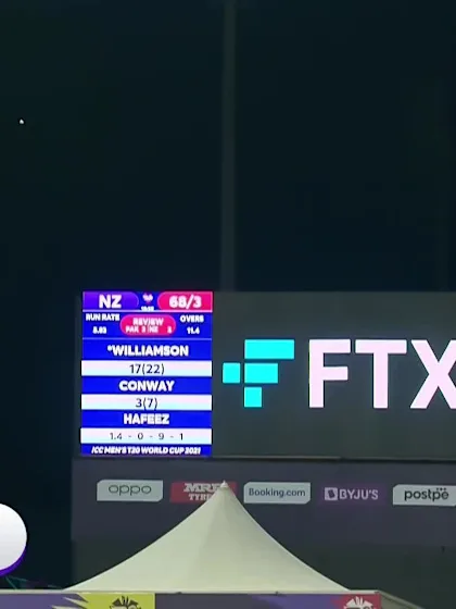 Williamson with a one-handed six