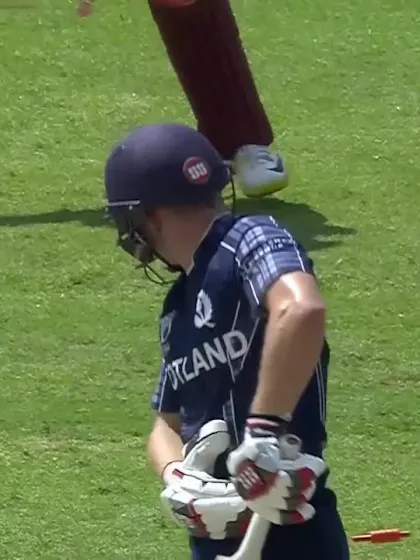 Cross chops onto his stumps off Holder for 4