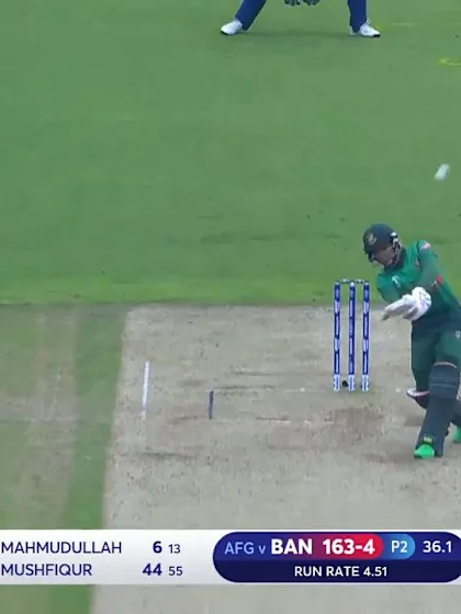 Nissan POTD - Mushfiqur brings up 50 with a six