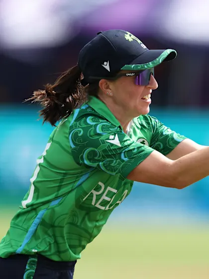 Arlene Kelly takes a solid catch | Women's T20WC 2026