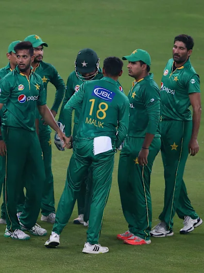 Imad Wasim scripts comprehensive Pakistan win
