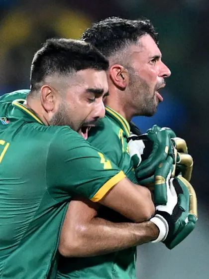 Last-wicket thriller as South Africa beat Pakistan