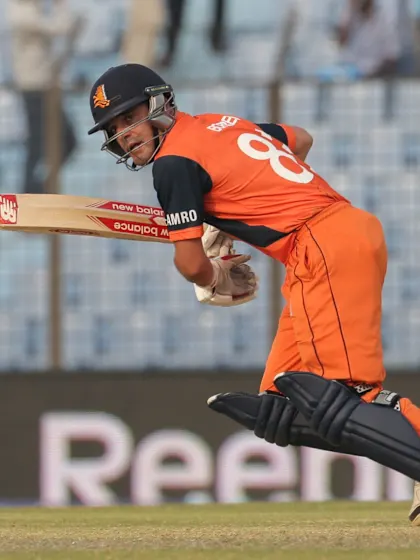 Borren, Rippon steer Netherlands to victory