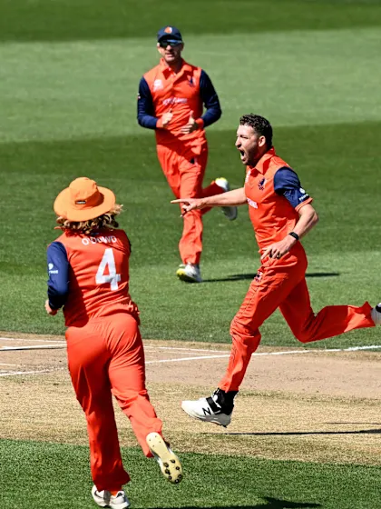 Logo of Wicket - Nicol Loftie-Eaton - Namibia v Netherlands - ICC T20WC 2022