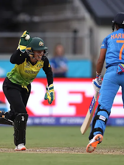 Australia and India get Big Dance underway