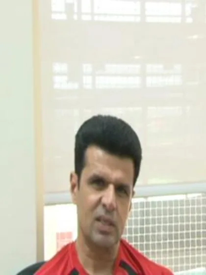 Emirates Elite Panel Umpire Aleem Dar explains what he learnt from David Shepherd