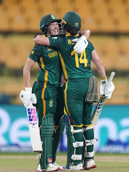 South Africa breeze past Sri Lanka | Match Highlights | CWC25
