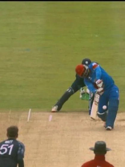 Shahzad smashes 4 sixes in an over!