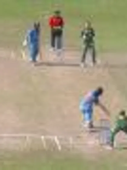Smashing six moves Meshram to 50 for India
