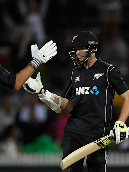 Taylor ton, Santner cameo seals thrilling win