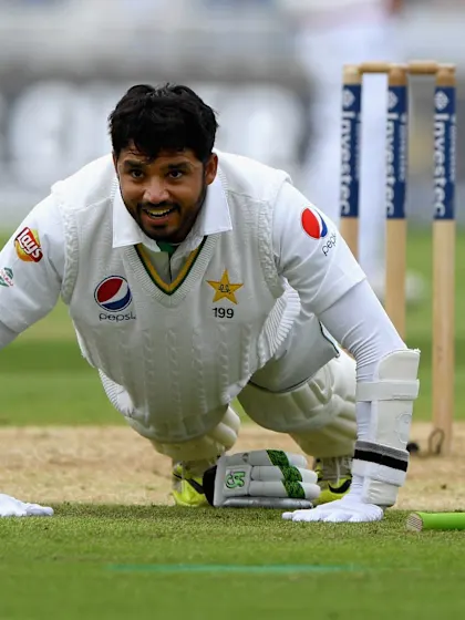 Azhar 139 puts Pakistan in control