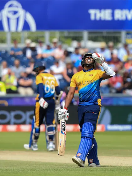 Fernando and Pooran star as Sri Lanka edge classic