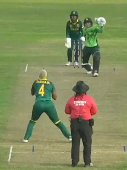 Fatima Sana showcases six-hitting prowess | CWC25