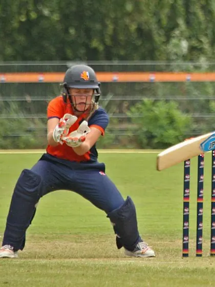 PNG cruise into WT20Q semis after knocking out hosts