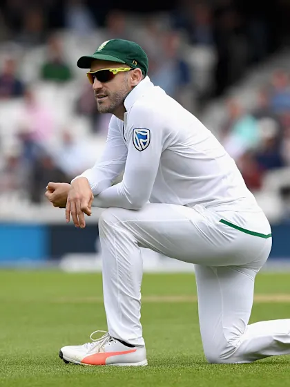 Faf du Plessis takes it on himself to guide struggling South Africa's transition