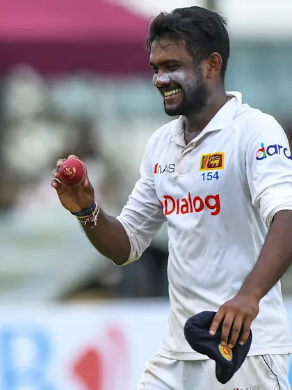 Mendis magic helps Sri Lanka fight back