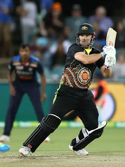 India aim to seal series as action shifts back to Sydney