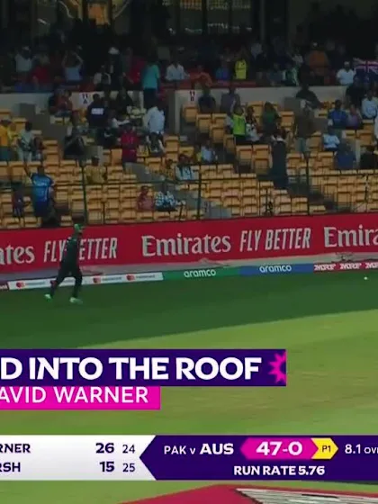 POTD: David Warner's roof smashing six