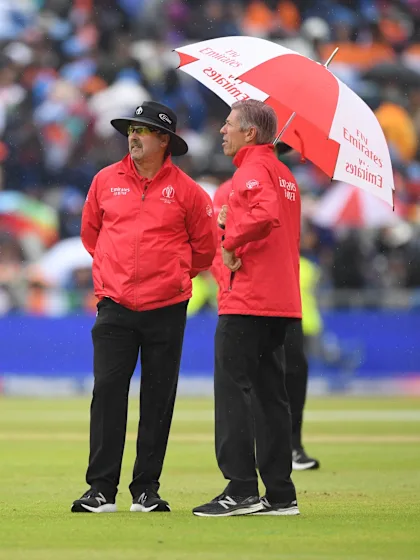 Rain stalls New Zealand momentum in Manchester