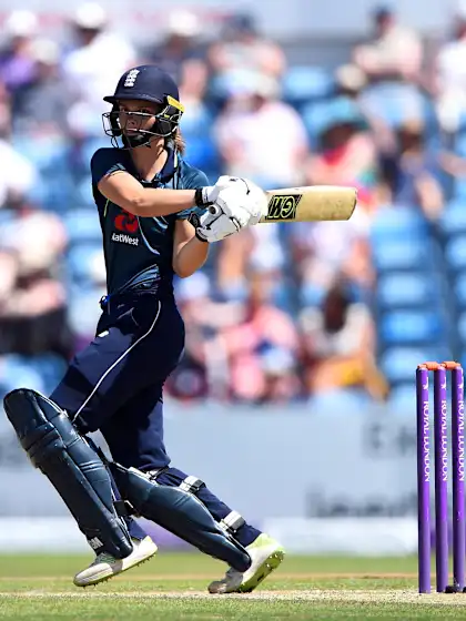 England Women cruise to victory against New Zealand in Leeds