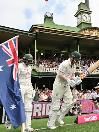 Australia overtake India to top Test Team rankings