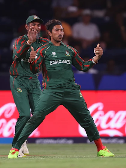 Sarkar stunner sends back Naib | T20WC 2024