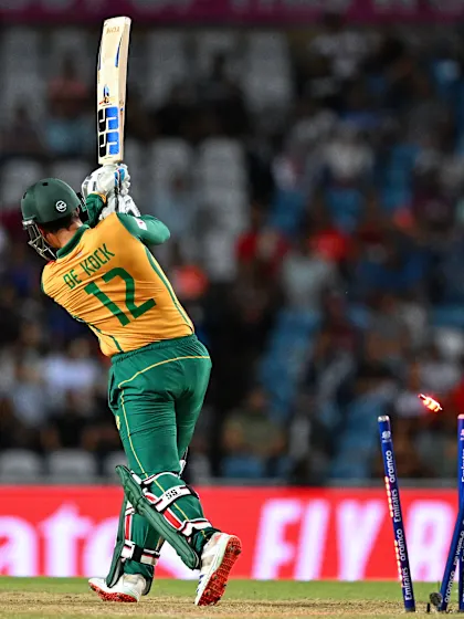 Fazalhaq Farooqi castles Quinton de Kock | T20WC 2024