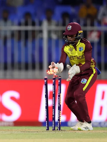Alert Campbelle sends back Shathi with a fine stumping | WT20WC 2024