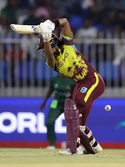 Timber! Marufa gets the better of Matthews | WT20WC 2024