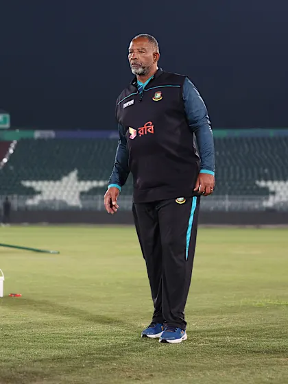 Bangladesh back head coach with extension until 2027 World Cup

