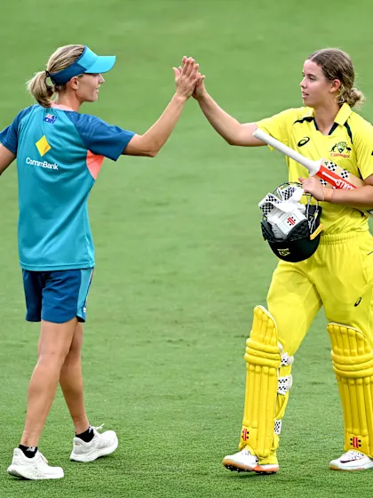 Meg Lanning lavishes praise on up-and-coming star Phoebe Litchefield | CWC25