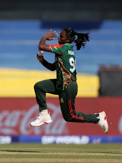 Marufa Akter's in-swinging beauty to clean up Omaima Sohail | CWC25  